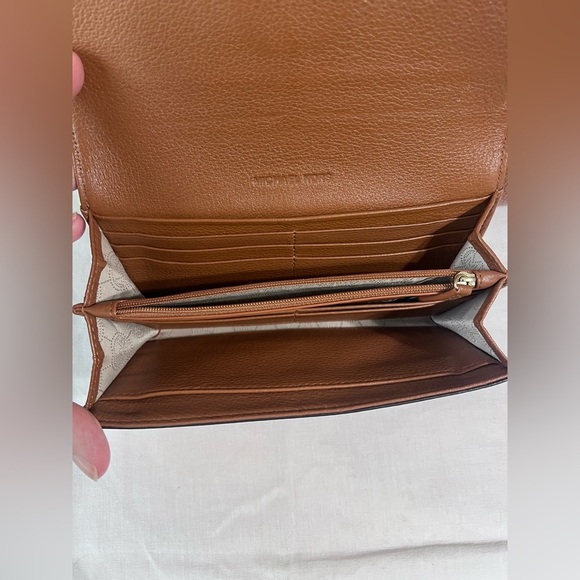 MICHAEL KORS Large Taupe/Brown/Gold Leather Shoulder TOTE BAG PURSE & Wallet Set - Picture 14 of 16